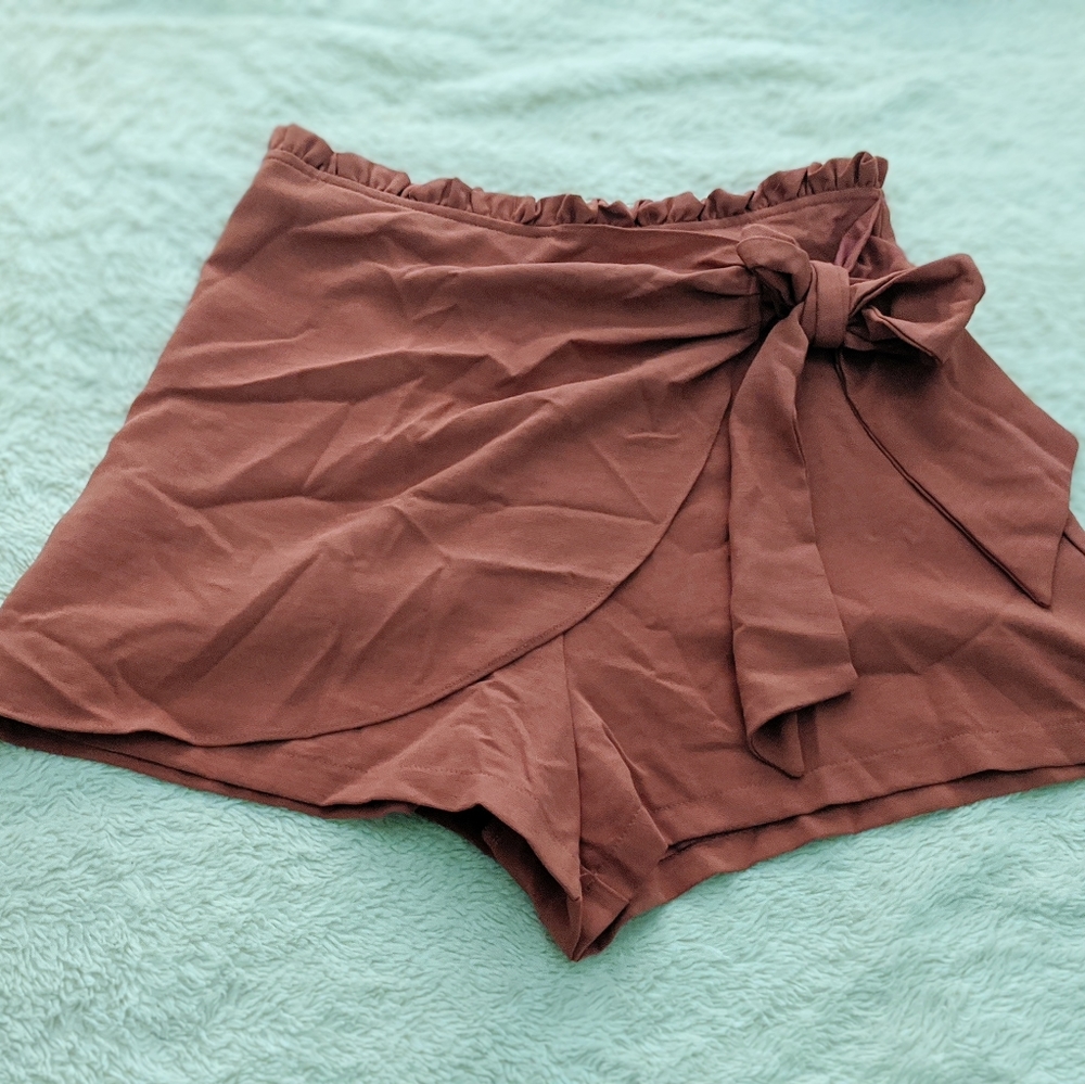 Tie front rust shorts